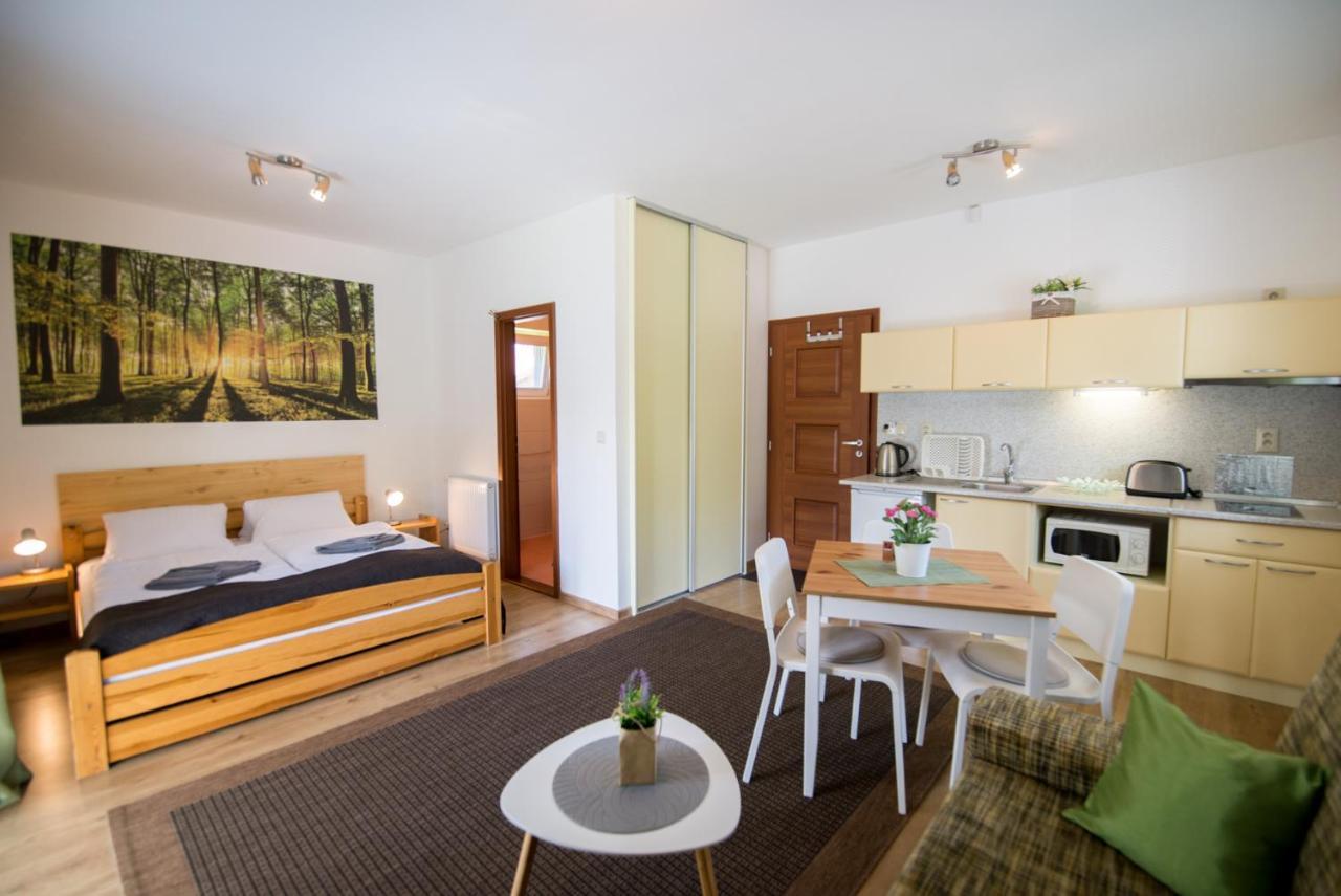 Apartmany Lipka เปาชินา เลโฮตา ภายนอก รูปภาพ